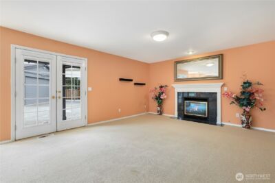 6914 86th Street E, Puyallup, WA 98371 - Photo 6