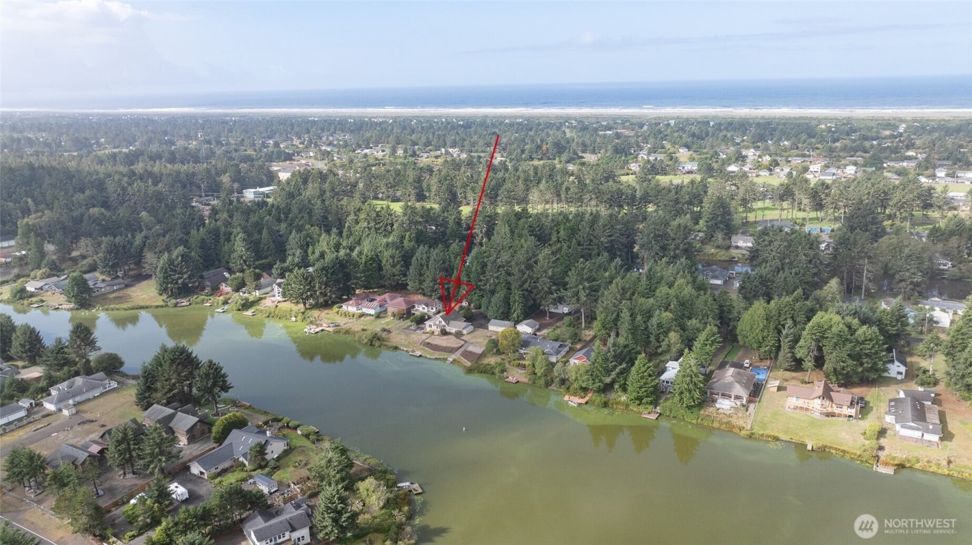 184 Bass Avenue NE, Ocean Shores, WA 98569