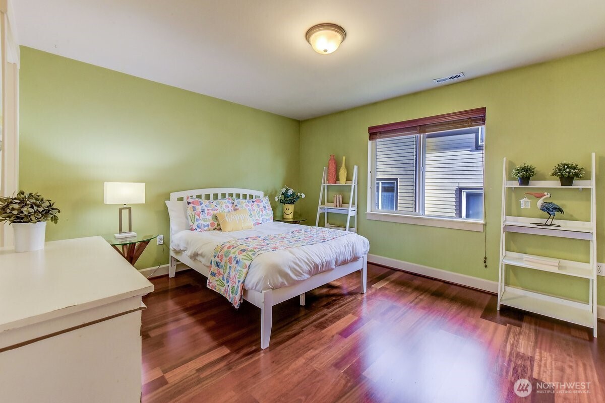 2115 201st Place SE #F-4, Bothell, WA 98012