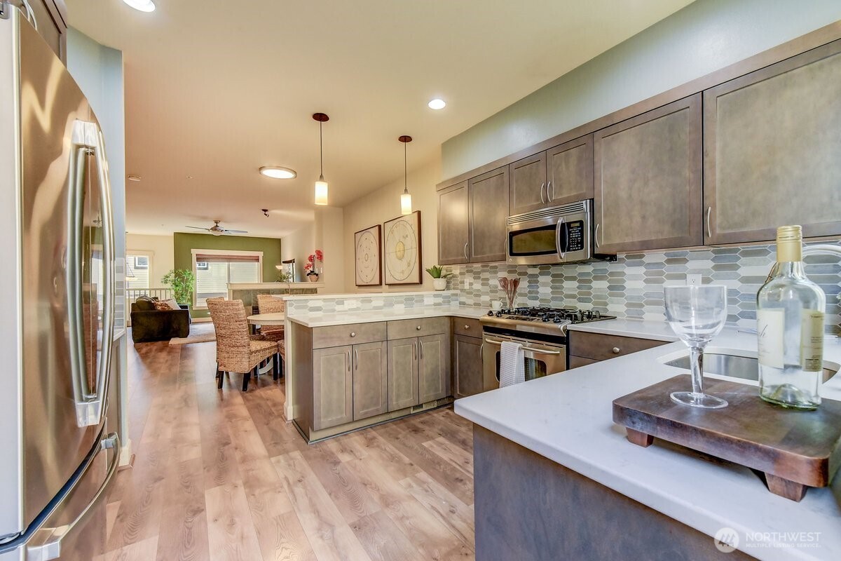 2115 201st Place SE #F-4, Bothell, WA 98012