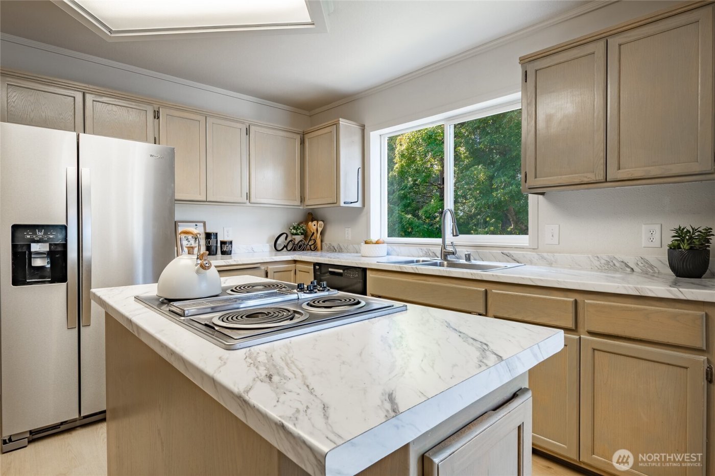 1117 W Racine Street , Bellingham, WA 98229