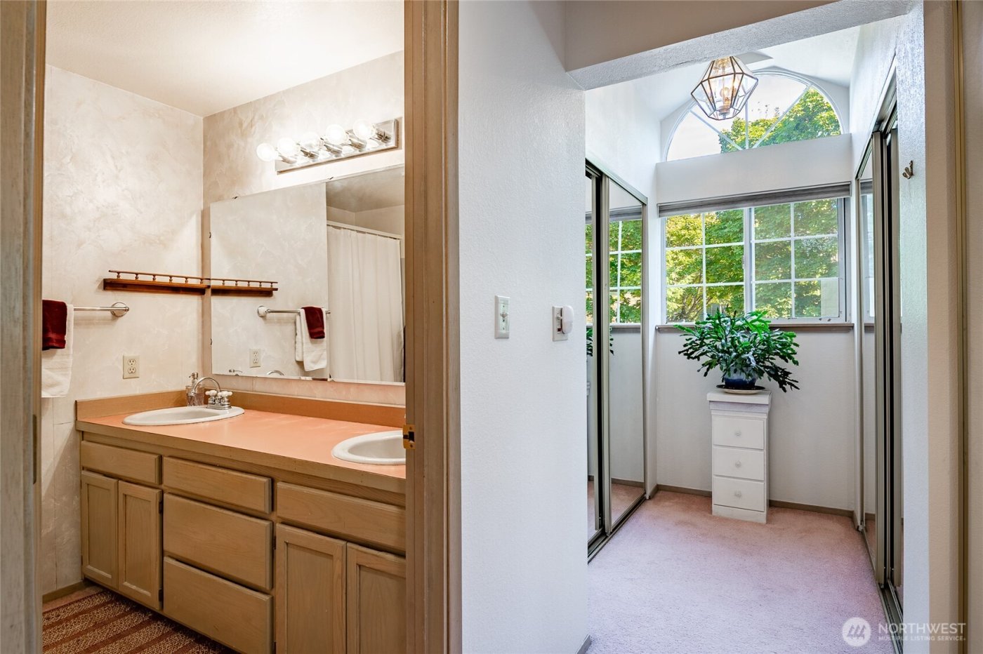 1117 W Racine Street , Bellingham, WA 98229