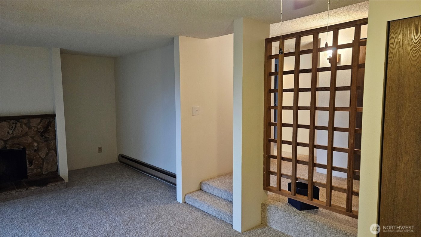 4737 W Lake Sammamish Pkwy SE #A208, Issaquah, WA 98027