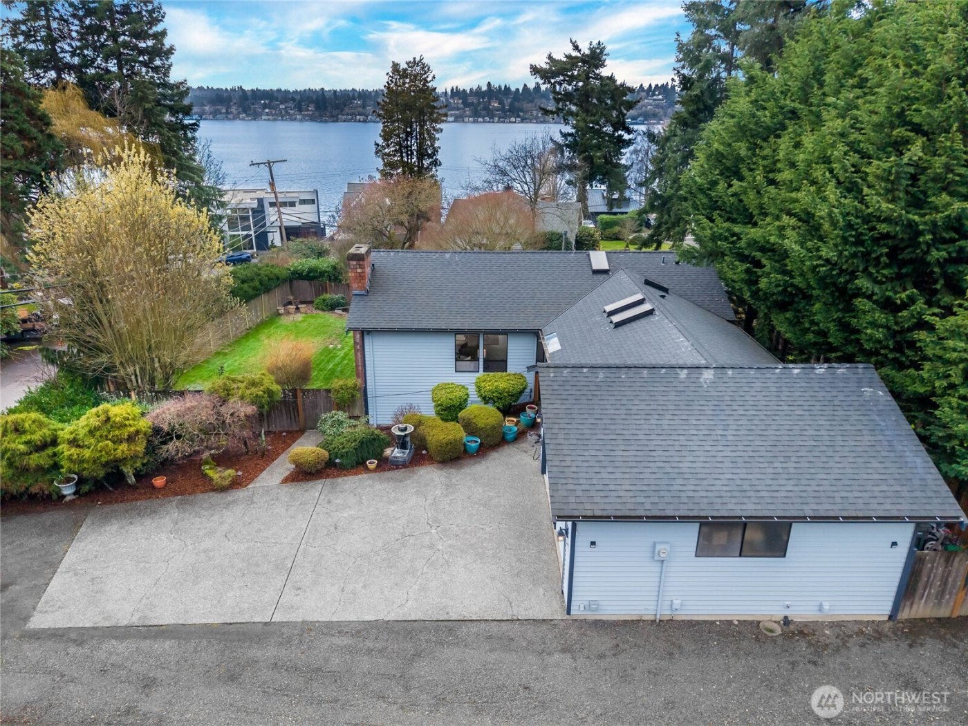 6214 NE 129th Street , Kirkland, WA 98034