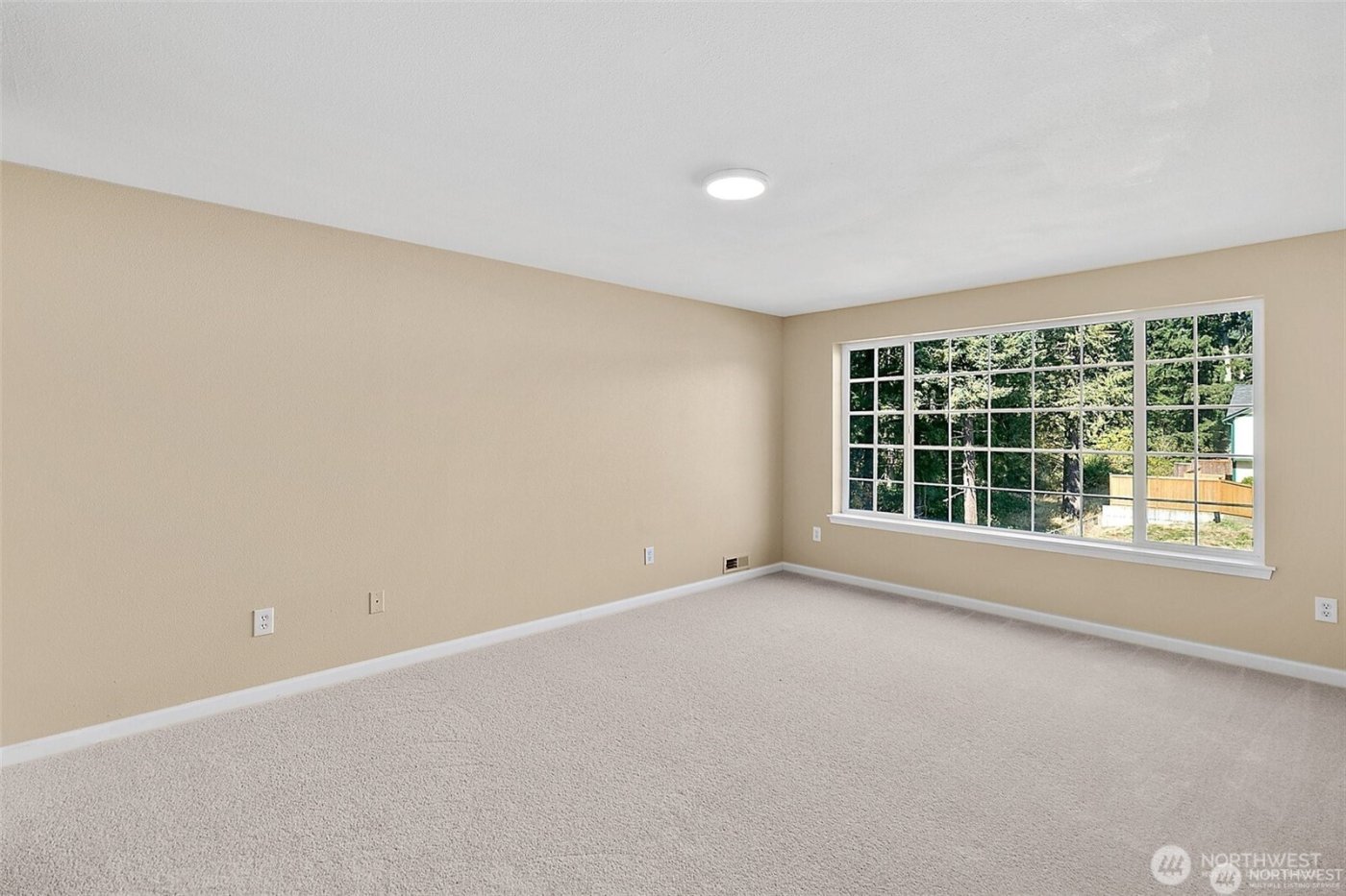 8412 165th Street Ct E, Puyallup, WA 98375