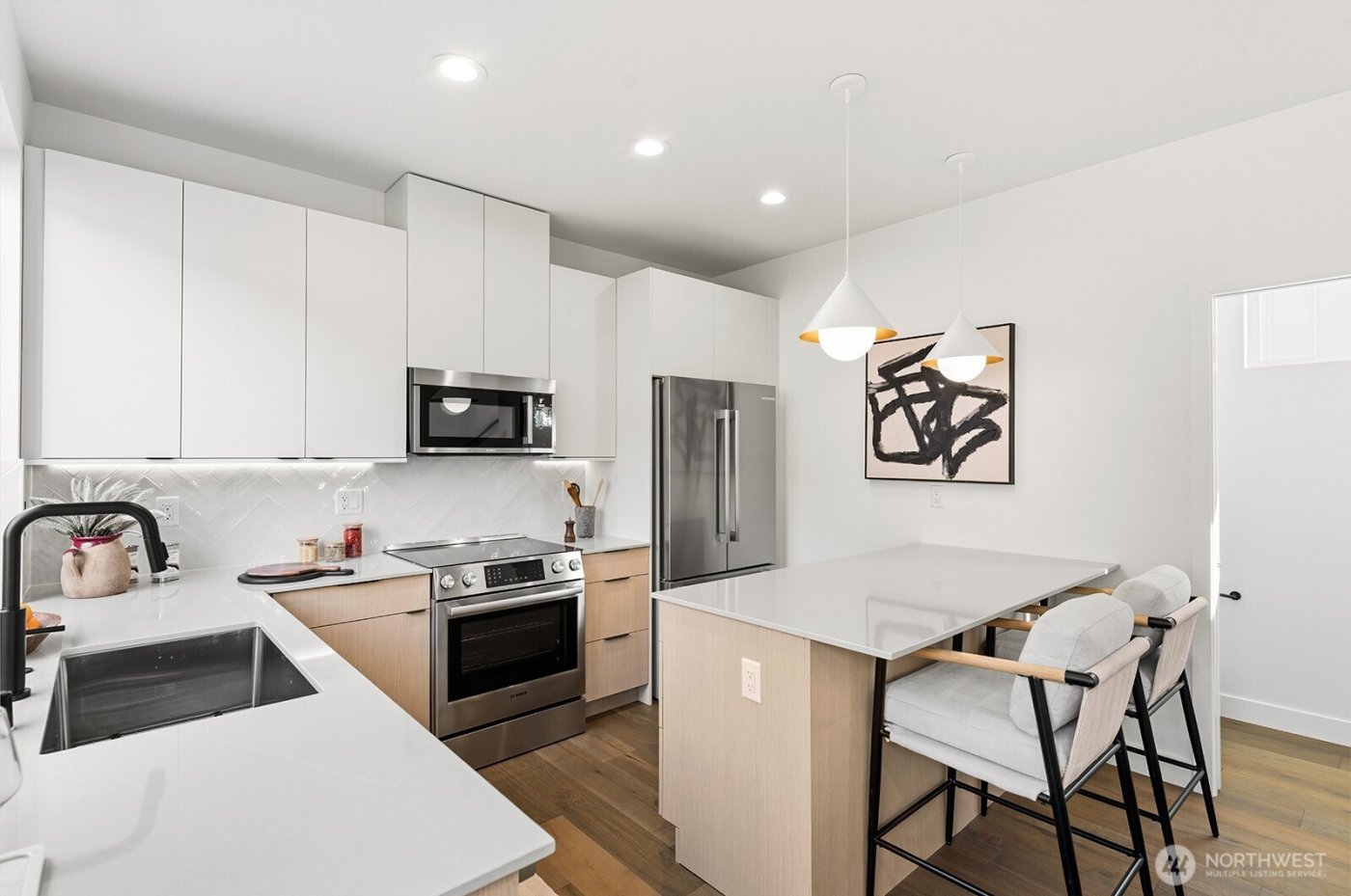 3806 42nd Avenue SW, Seattle, WA 98116