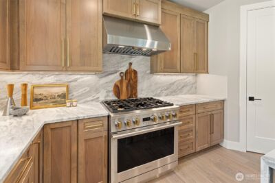 18520 83rd Avenue NE, Kenmore, WA 98028 - Photo 15