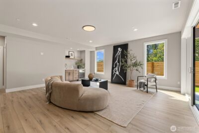 18520 83rd Avenue NE, Kenmore, WA 98028 - Photo 32