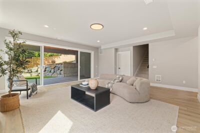 18520 83rd Avenue NE, Kenmore, WA 98028 - Photo 33