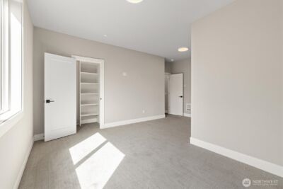 18520 83rd Avenue NE, Kenmore, WA 98028 - Photo 35