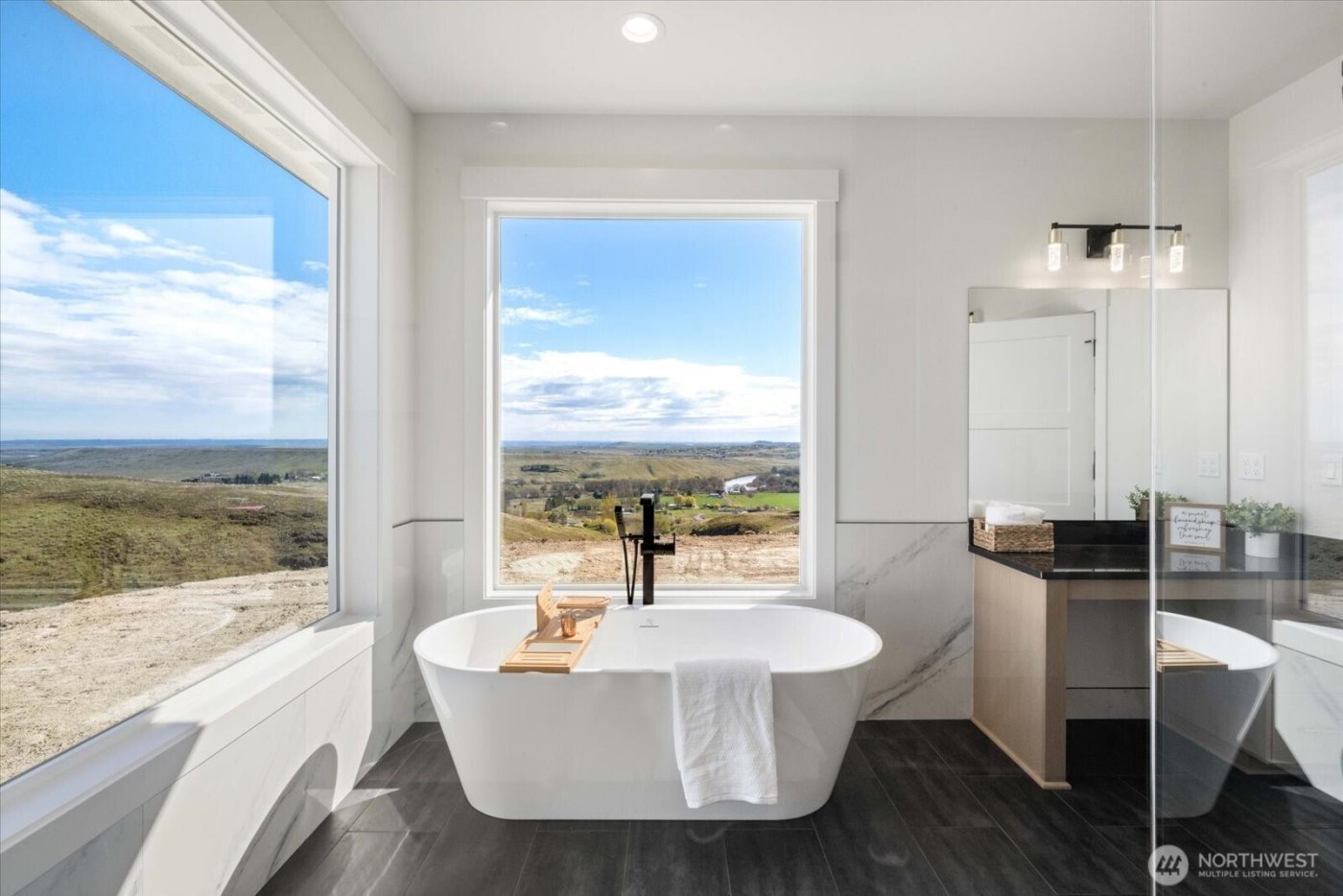 4280 W Brant Road PR NW, Benton City, WA 99320
