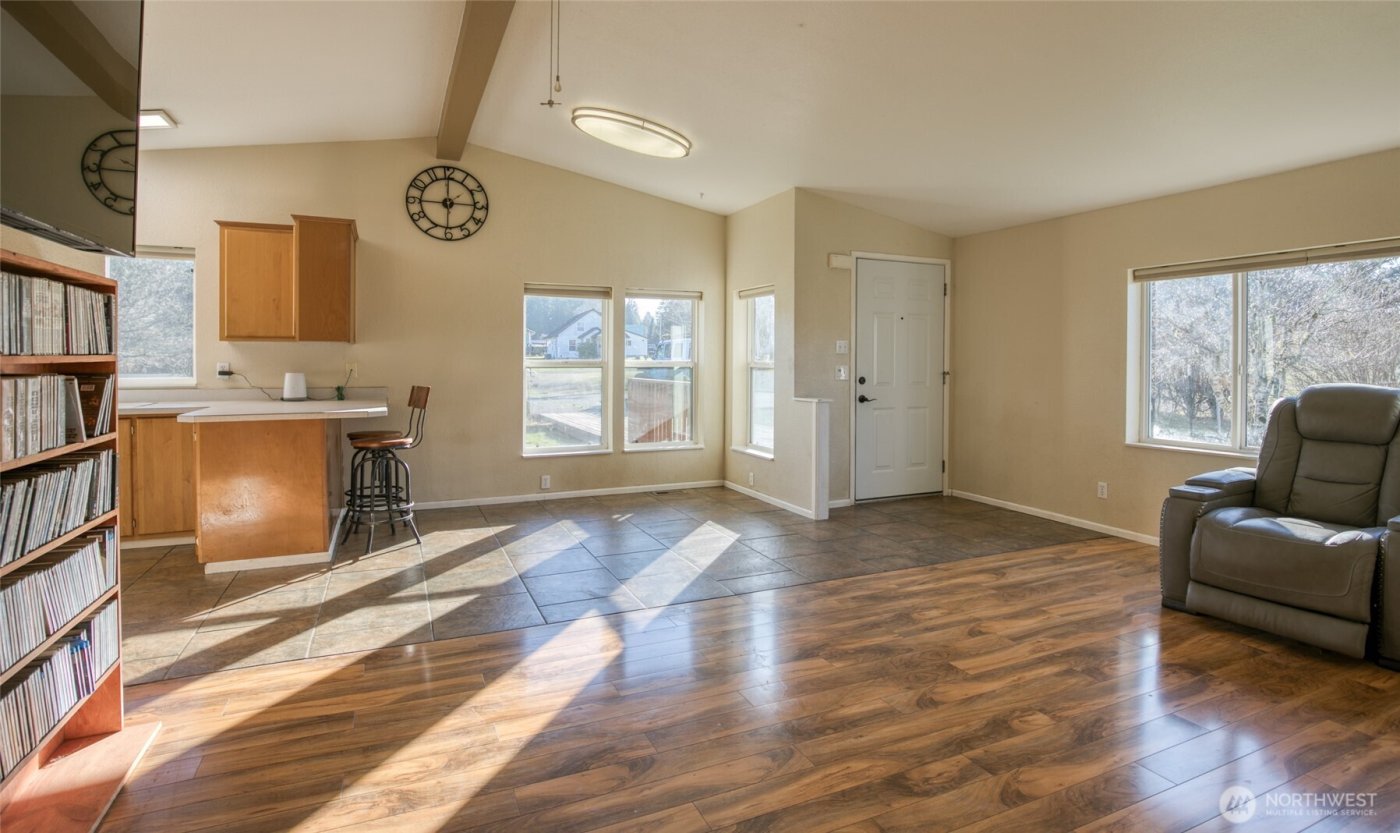 4687 Wishkah Road , Aberdeen, WA 98520