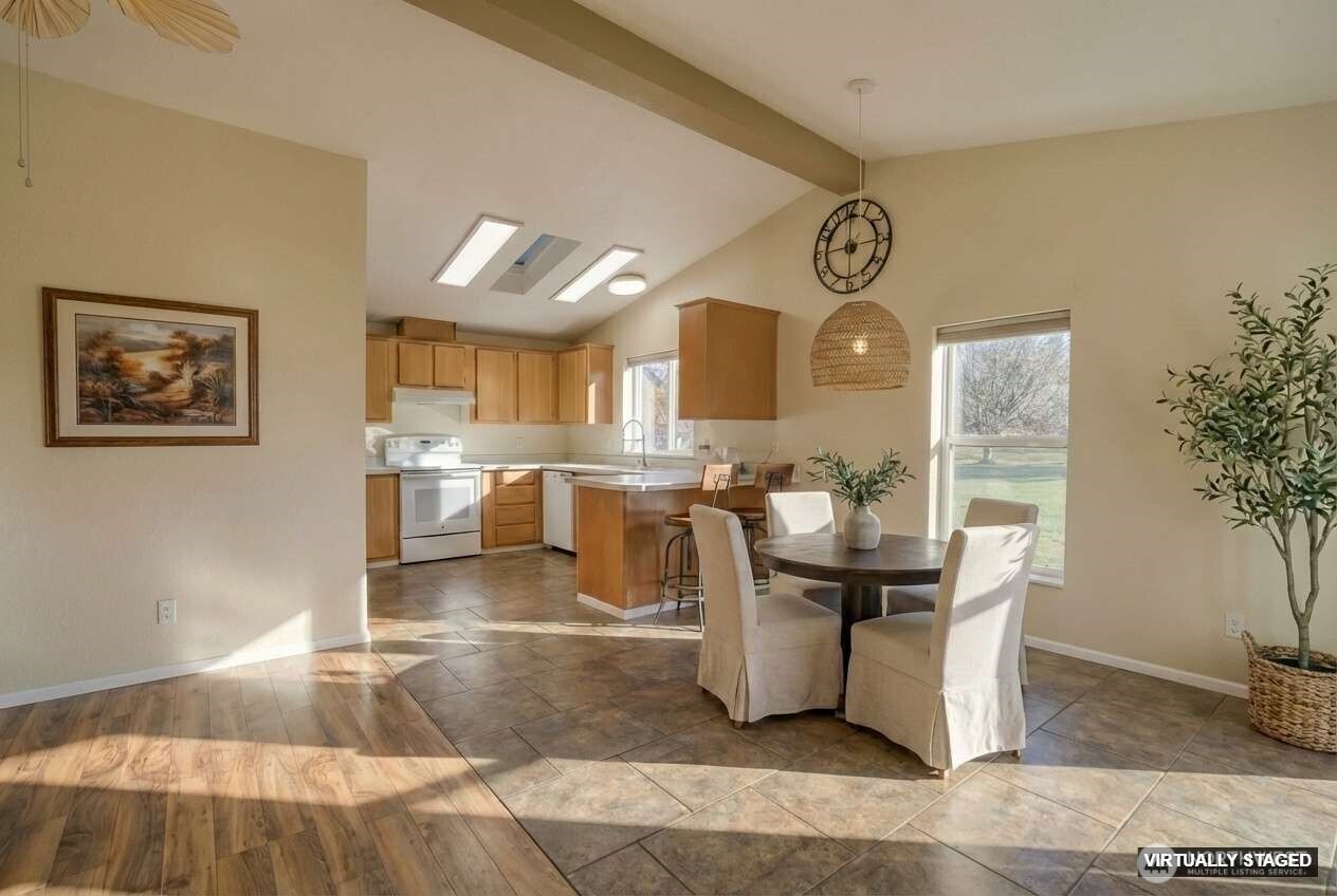 4687 Wishkah Road , Aberdeen, WA 98520