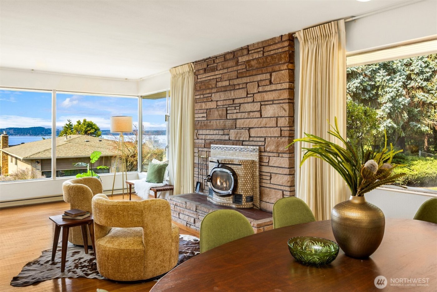 5726 SW Spokane Street , Seattle, WA 98116