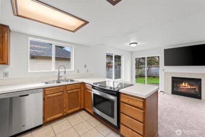 5933 55th Way SE, Lacey, WA 98513 - Photo 8