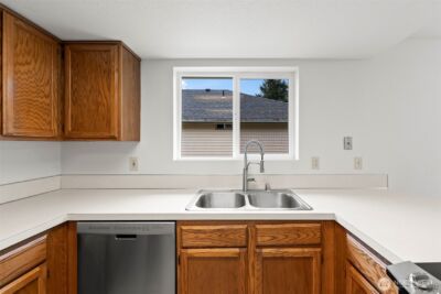 5933 55th Way SE, Lacey, WA 98513 - Photo 10