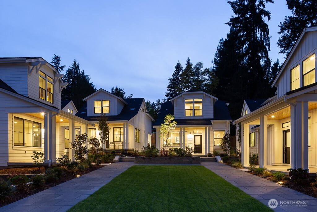 13468 (HS 9) NE 112th Place , Redmond, WA 98052
