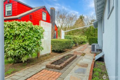 1925 5th Avenue SE, Olympia, WA 98501 - Photo 6