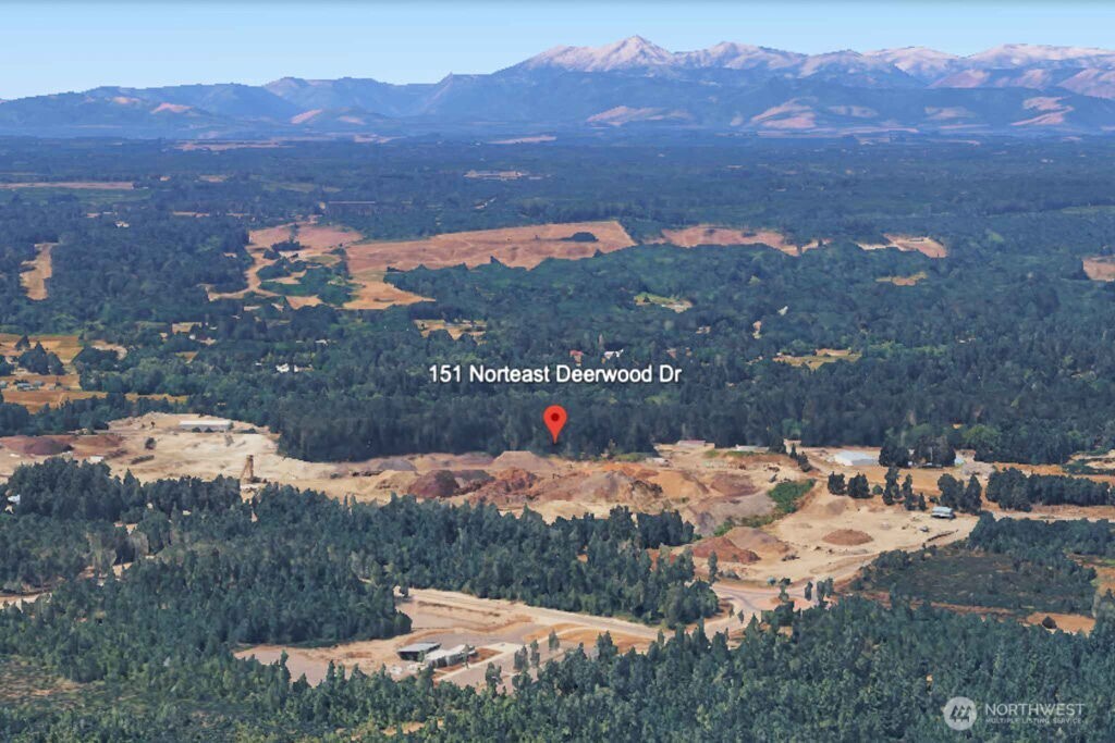 151 NE Deerwood Drive , Belfair, WA 98528