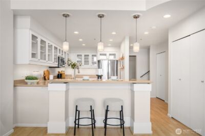 2400 8th Avenue N #2, Seattle, WA 98109 - Photo 12