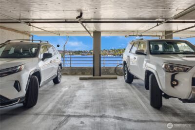 2400 8th Avenue N #2, Seattle, WA 98109 - Photo 22