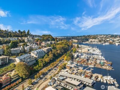 2400 8th Avenue N #2, Seattle, WA 98109 - Photo 24