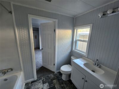 2958 Mountain View Road #F, Silverdale, WA 98383 - Photo 17