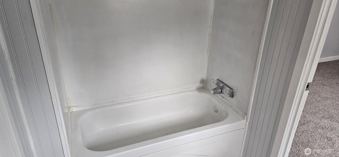 2958 Mountain View Road #F, Silverdale, WA 98383