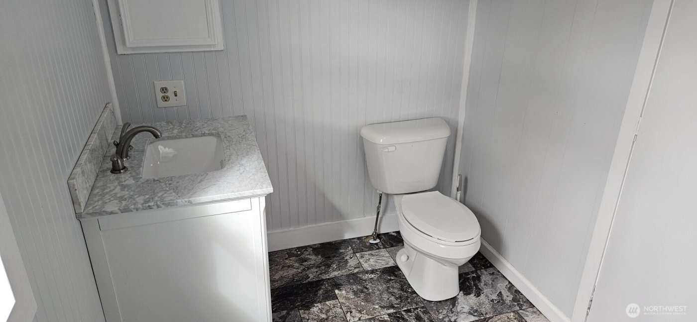 2958 Mountain View Road #F, Silverdale, WA 98383