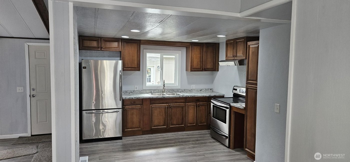 2958 Mountain View Road #F, Silverdale, WA 98383