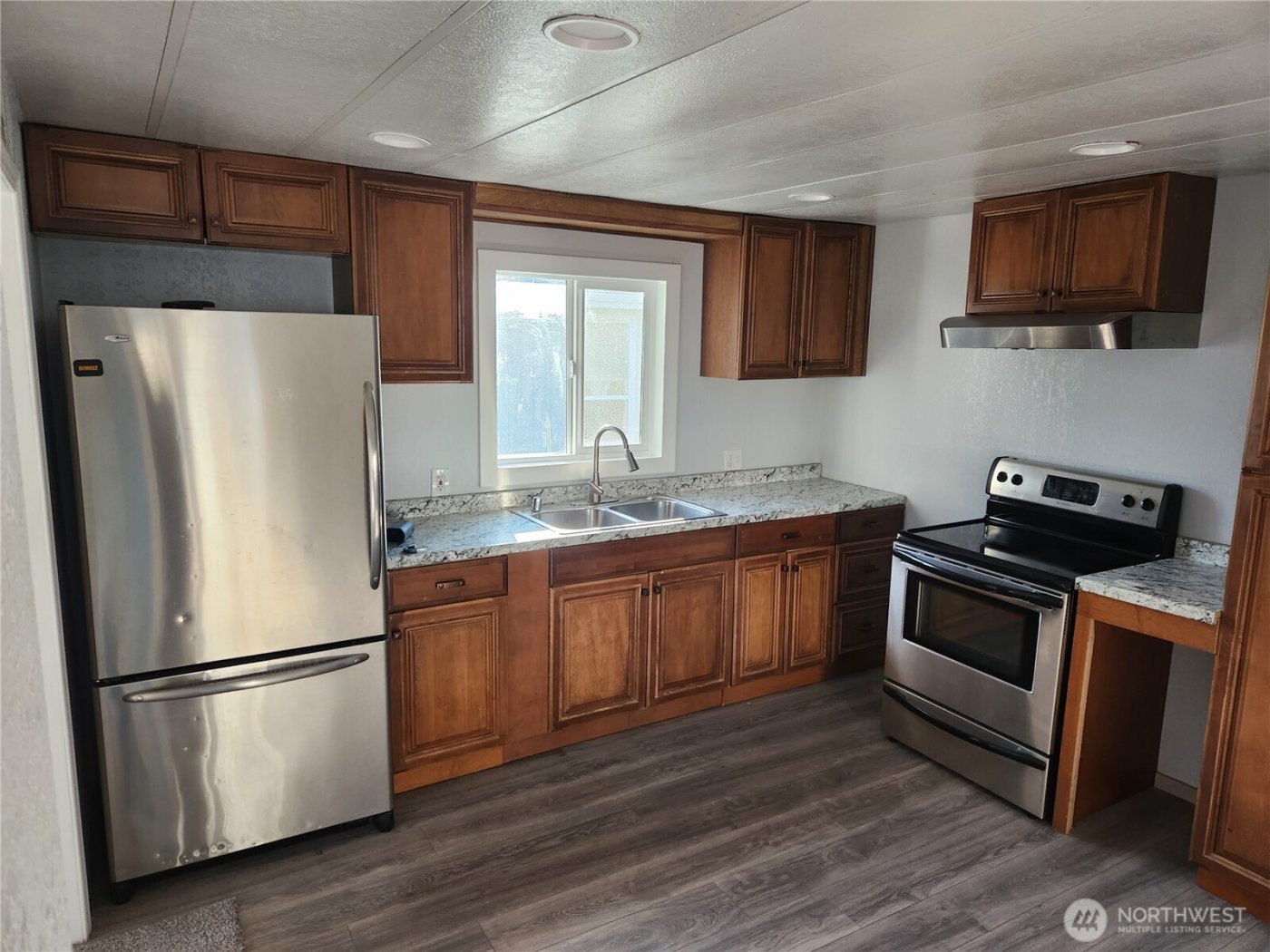 2958 Mountain View Road #F, Silverdale, WA 98383