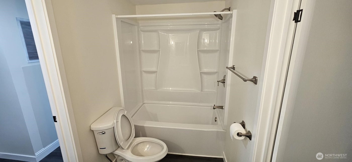 4111 164th Street SW #20, Lynnwood, WA 98097