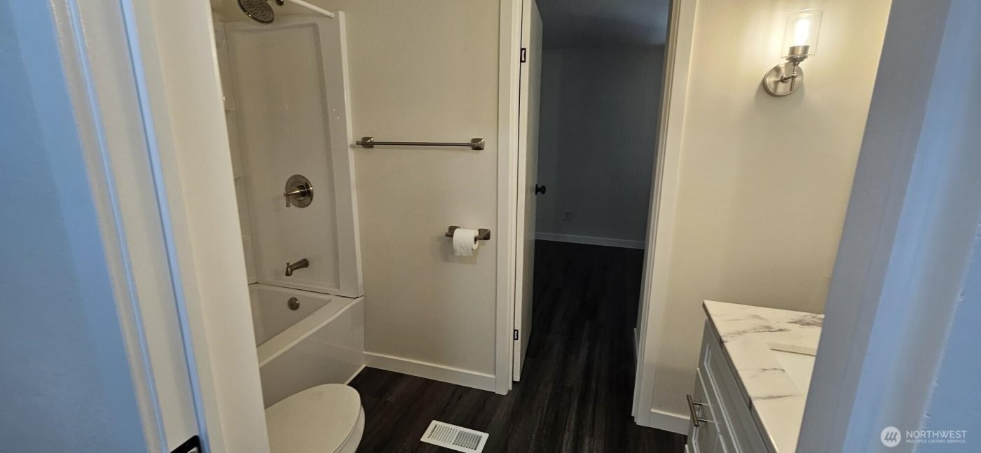 4111 164th Street SW #20, Lynnwood, WA 98097