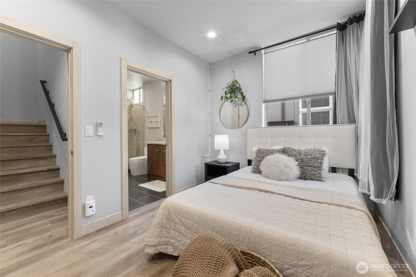 814 NW 54th Street #A, Seattle, WA 98107