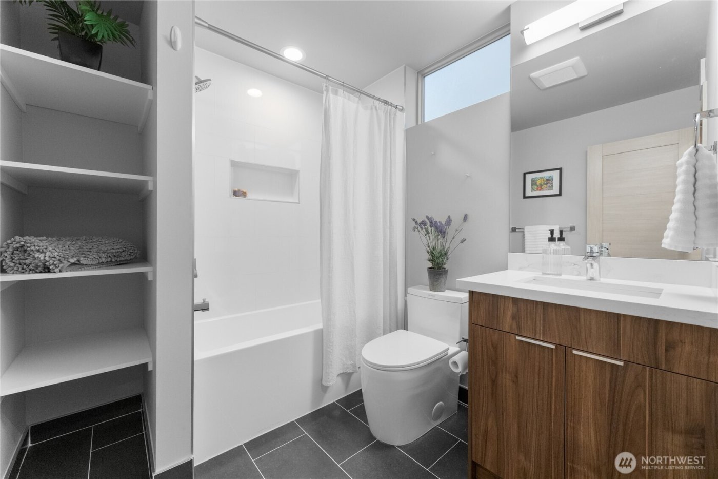 814 NW 54th Street #A, Seattle, WA 98107