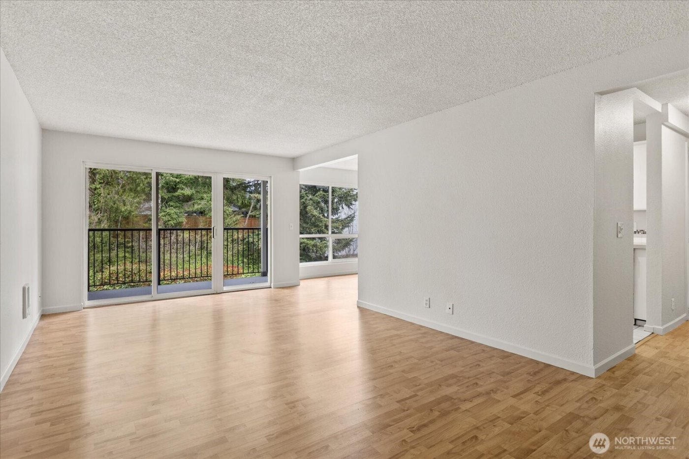 12631 NE 9th Place #C205, Bellevue, WA 98005