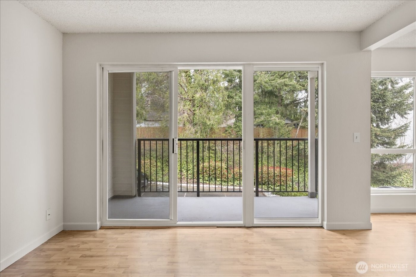 12631 NE 9th Place #C205, Bellevue, WA 98005