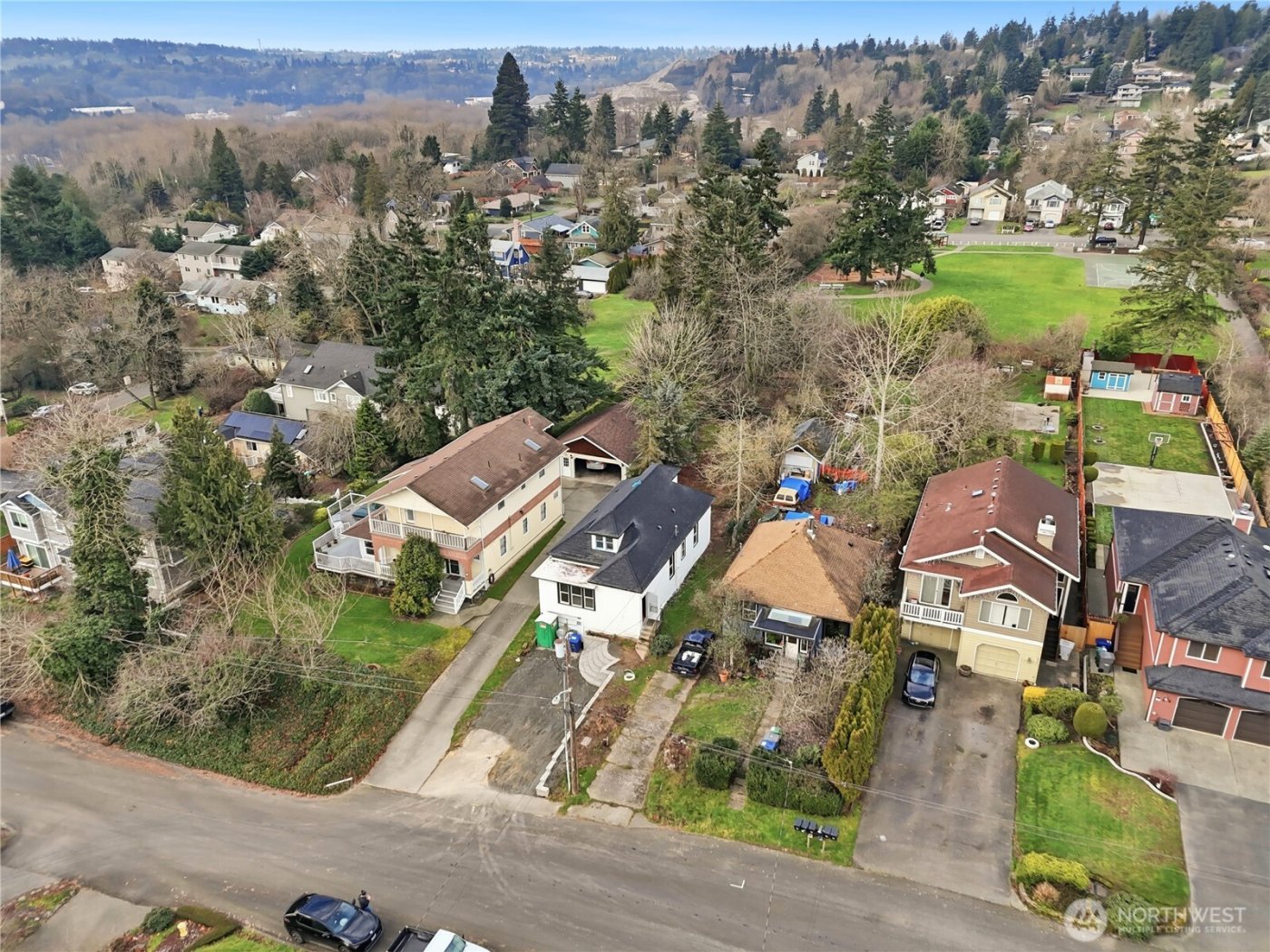 285 Earlington Avenue SW, Renton, WA 98057