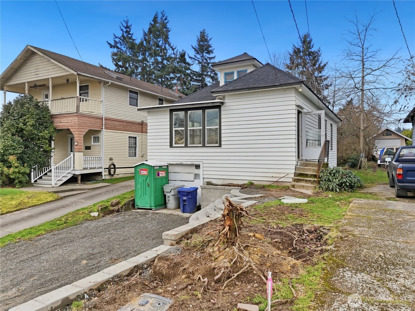 285 Earlington Avenue SW, Renton, WA 98057