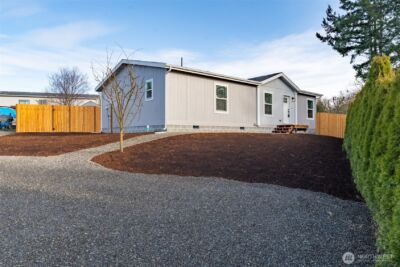 8416 Donald Way , Blaine, WA 98230