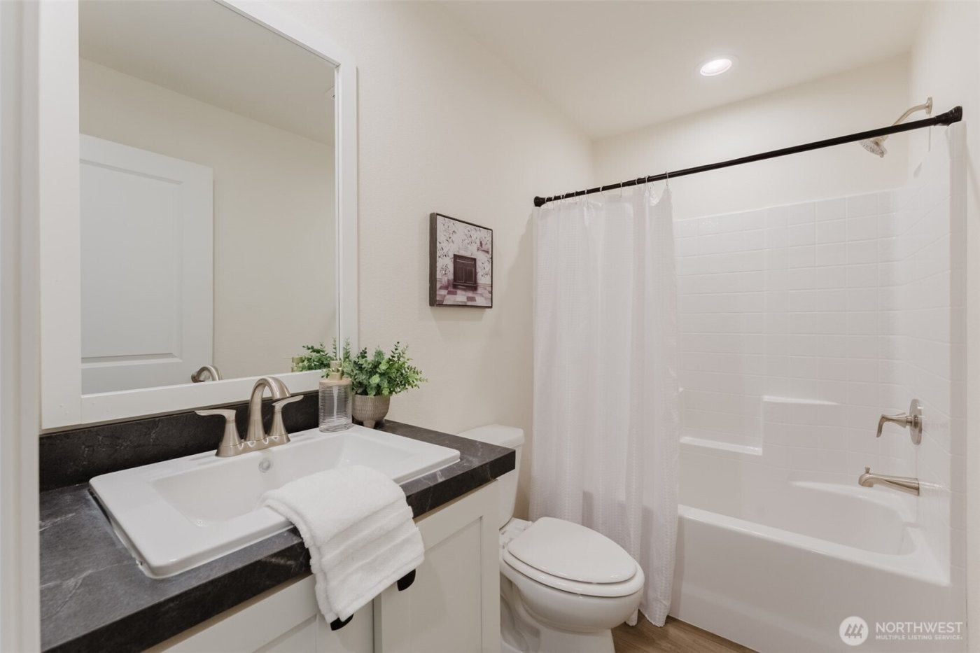 8416 Donald Way , Blaine, WA 98230