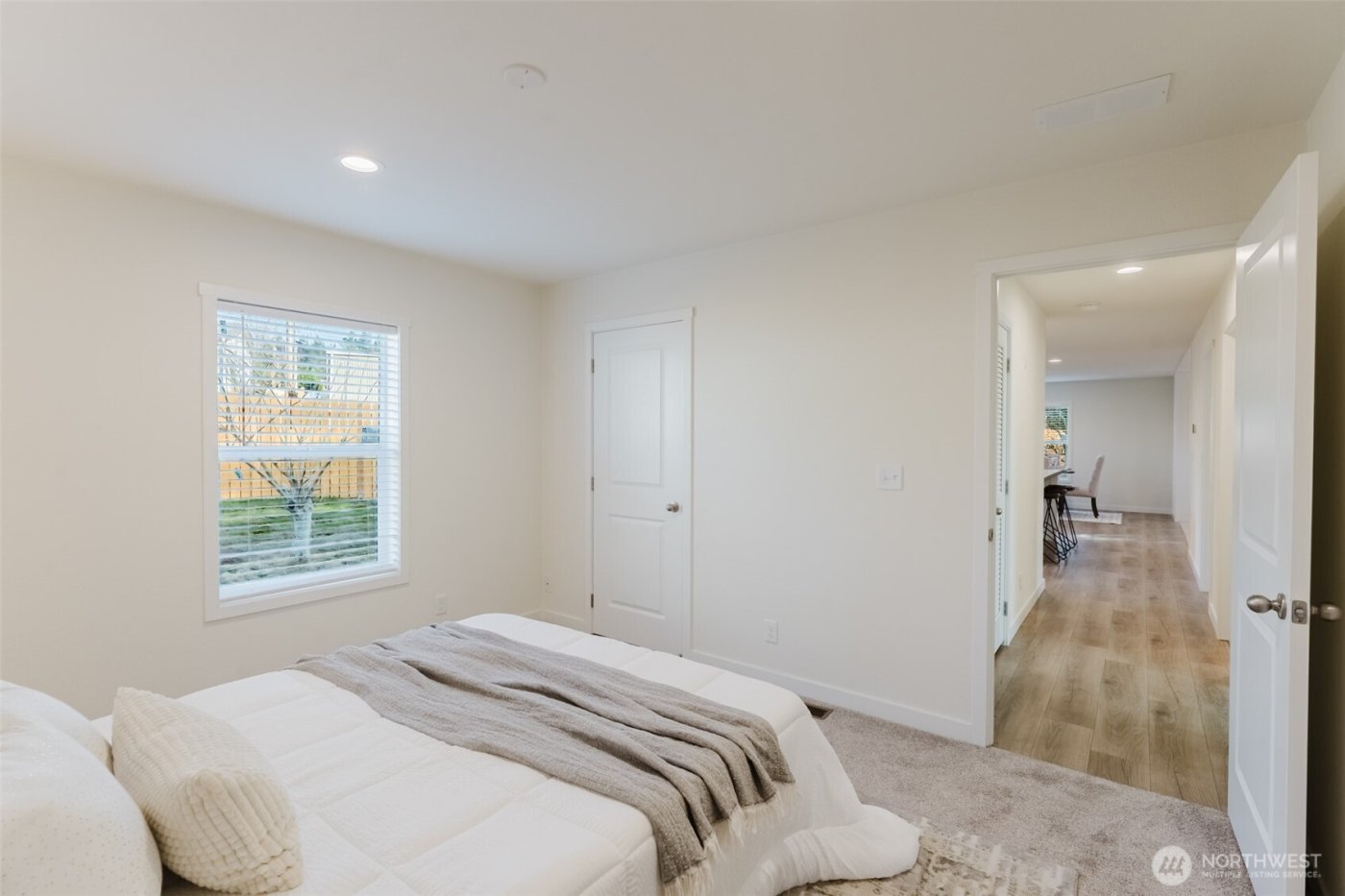 8416 Donald Way , Blaine, WA 98230