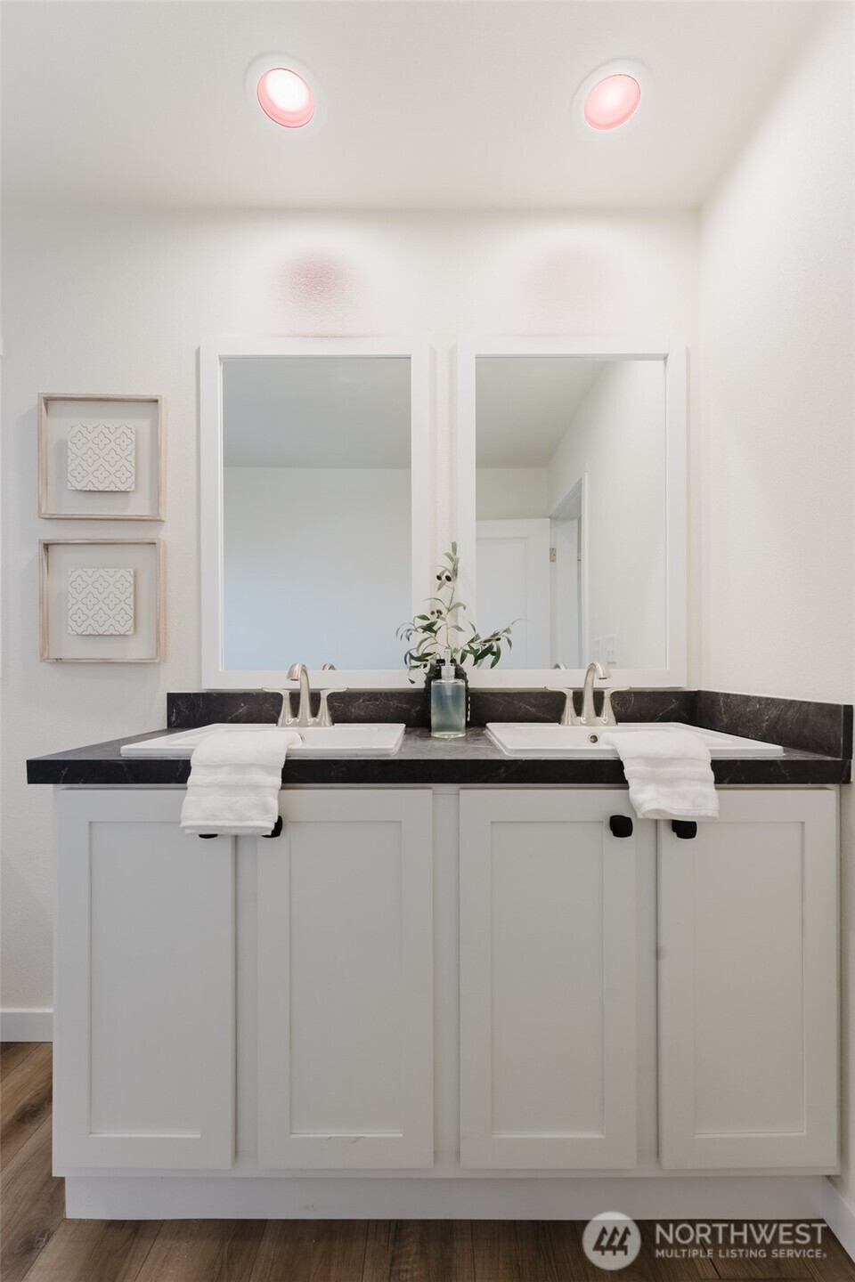 8416 Donald Way , Blaine, WA 98230