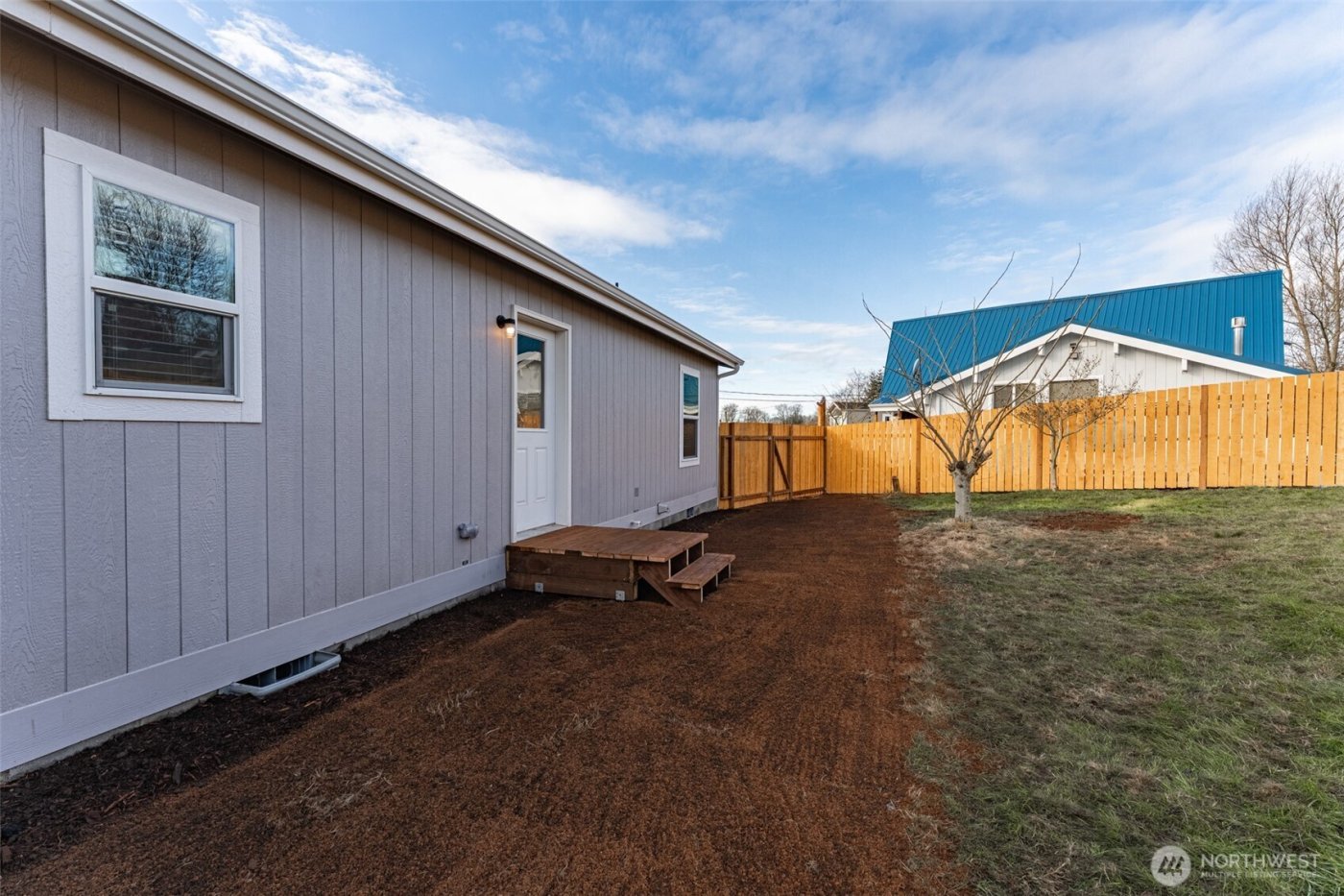 8416 Donald Way , Blaine, WA 98230