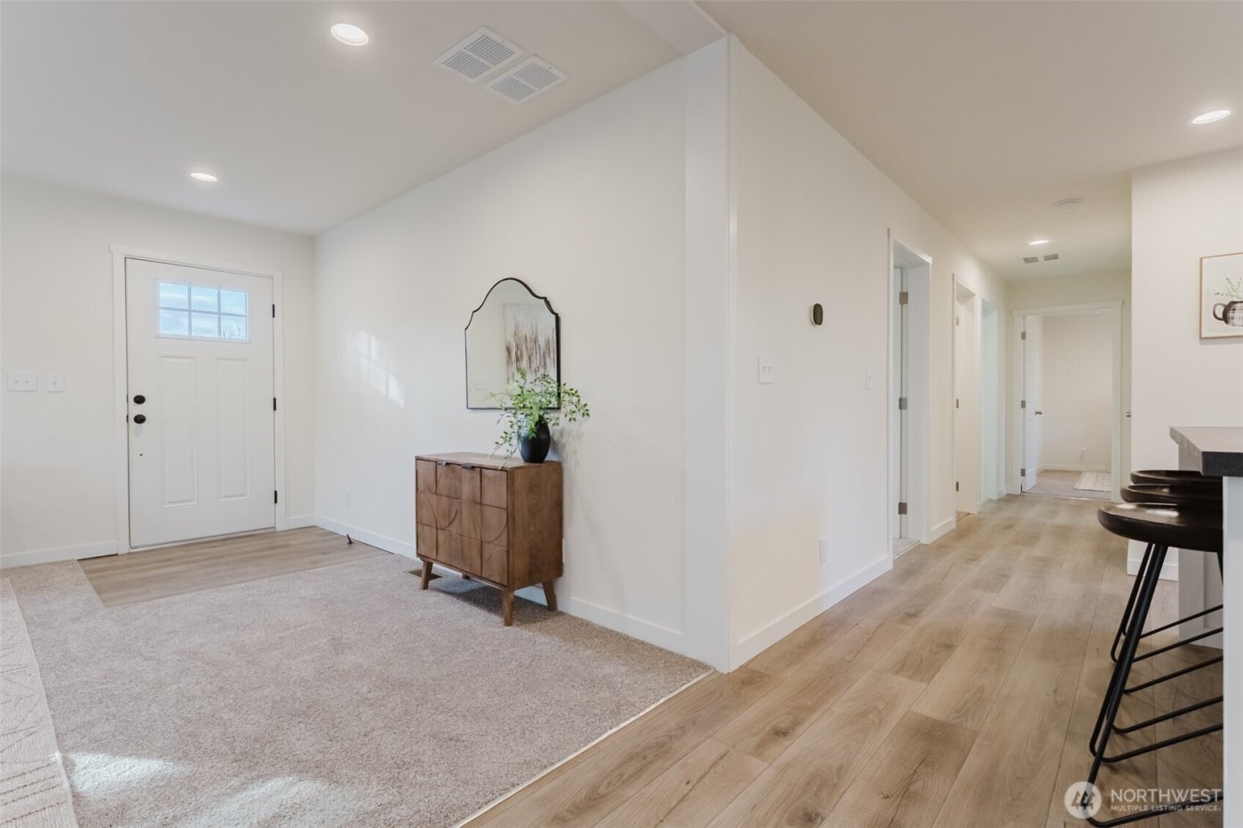 8416 Donald Way , Blaine, WA 98230