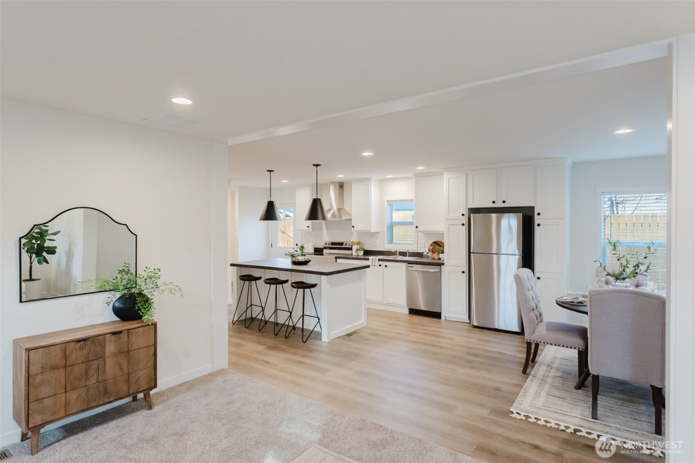 8416 Donald Way , Blaine, WA 98230