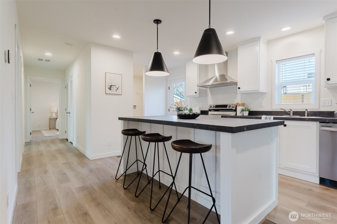 8416 Donald Way , Blaine, WA 98230