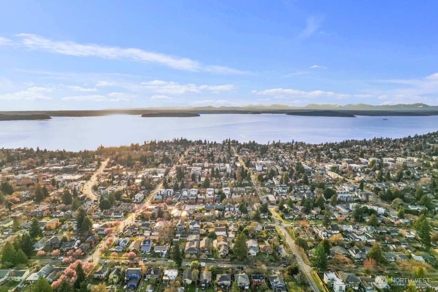 6023 35th Avenue SW, Seattle, WA 98126