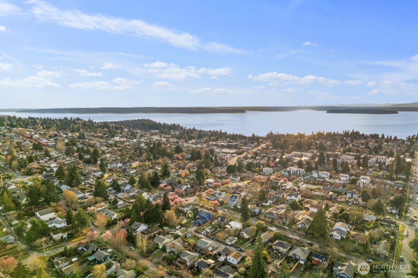 6023 35th Avenue SW, Seattle, WA 98126