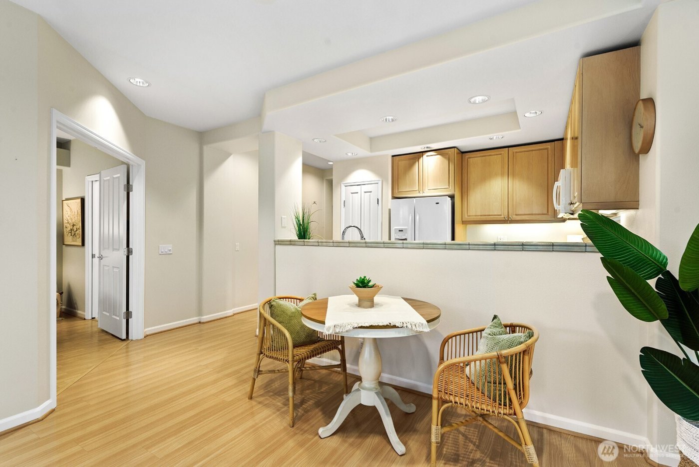 3900 2nd Avenue NE #207, Seattle, WA 98105